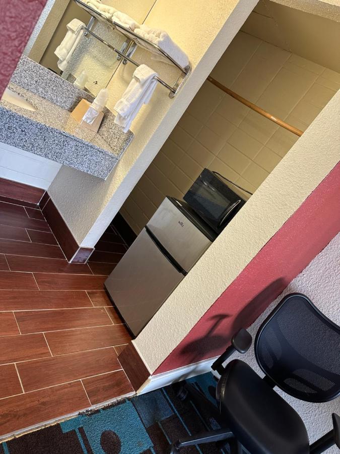 Travel Inn Lackland Sea World San Antonio Dış mekan fotoğraf